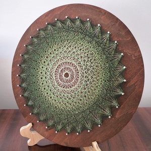 String Art - fonalművészet - Zöld harmónia - otthon & életmód - dekoráció - fali és függő dekoráció - falra akasztható dekor - Meska.hu
