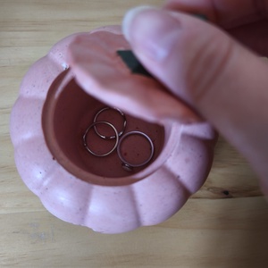 Tök mindegy  őszi dekor és apróságtartó egy kis passzív agresszióval - otthon & életmód - dekoráció - asztal és polc dekoráció - asztaldísz - Meska.hu