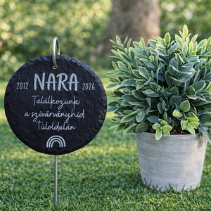 Egyedi névvel ellátott kisállat emléktábla kutyáknak, macskáknak és egyéb házi kedvenceknek, kis cölöppel leszúrható, Otthon & Életmód, Vallás, Temetkezési tárgy, Sírtábla, Gravírozás, pirográfia, MESKA