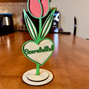 Anyáknapi örök tulipán, Otthon & Életmód, Virágdekoráció, Virágdíszek, Asztali virágdísz, Gravírozás, pirográfia, Famegmunkálás, MESKA