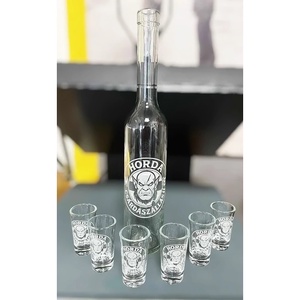 Gravírozott pálinkáskészlet - otthon & életmód - konyhafelszerelés, tálalás - tálalás - pálinkás poharak, szettek - Meska.hu