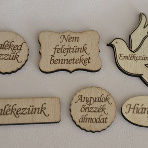 Kegyeleti felirat, mindenszentek gravírozott táblák, Otthon & Életmód, Vallás, Temetkezési tárgy, Sírdísz, kegyeleti dísz, Gravírozás, pirográfia, 4mm vastag, minőségi bükk alapanyagból

Kombinálható feliratokkal, ezt kérlek megjegyzésbe írd és h..., MESKA
