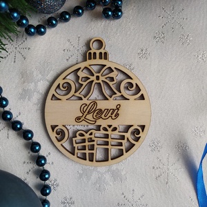 Neves gömb alakú karácsonyfadísz - karácsony - karácsonyi lakásdekoráció - karácsonyfadíszek - Meska.hu