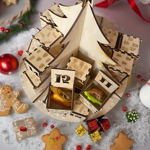 Karácsonyfa adventi naptár, Karácsony, Adventi díszek, Adventi naptár, Gravírozás, pirográfia, MESKA