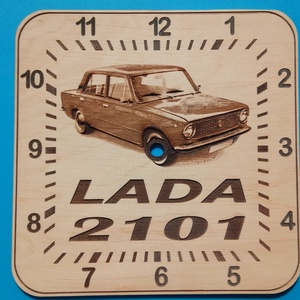 LADA 2101 mintás falióra. Ladás óra. (Négyszögletes számlappal. Balról.) - ékszer - ékszerszett - Meska.hu