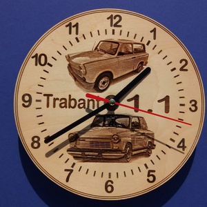 Trabant 1.1 limuzin, kombi mintás falióra. Trabantos óra., Otthon & Életmód, Dekoráció, Fali és függő dekoráció, Falióra & óra, Gravírozás, pirográfia, MESKA