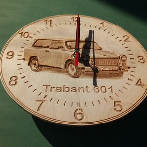Trabant 601 kombi mintás falióra. Trabantos óra. - otthon & életmód - dekoráció - fali és függő dekoráció - falióra & óra - Meska.hu