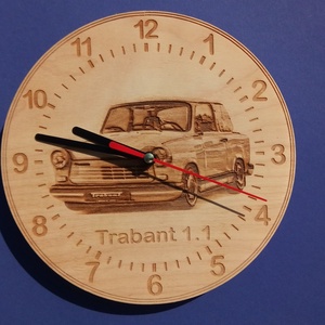 Trabant 1.1 limuzin mintás falióra. Trabantos óra., Otthon & Életmód, Dekoráció, Fali és függő dekoráció, Falióra & óra, Gravírozás, pirográfia, MESKA