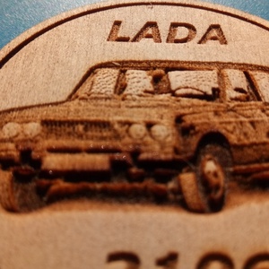 Lada 2106 mintás hűtőmágnes. Ladás gravírozás. - otthon & életmód - konyhafelszerelés, tálalás - konyhai dekoráció - hűtőmágnes - Meska.hu