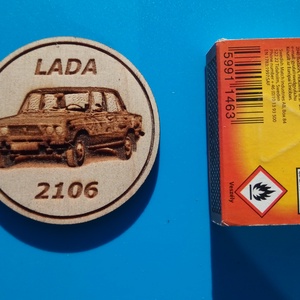 Lada 2106 mintás hűtőmágnes. Ladás gravírozás. - otthon & életmód - konyhafelszerelés, tálalás - konyhai dekoráció - hűtőmágnes - Meska.hu
