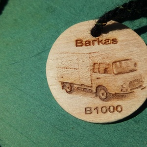 Barkas mintás függő. Visszapillantóra, nyakba, szekrényajtóra, hátizsákra. Hűtős, Otthon & Életmód, Dekoráció, Fali és függő dekoráció, Függődísz, Gravírozás, pirográfia, MESKA