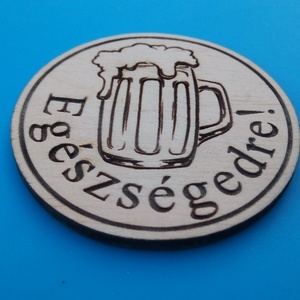 Egészségedre! mintás hűtőmágnes. Korsó sör. - otthon & életmód - konyhafelszerelés, tálalás - konyhai dekoráció - hűtőmágnes - Meska.hu