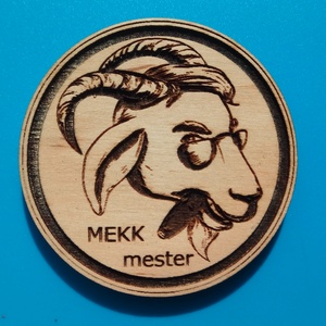 Mekk mester mintás hűtőmágnes.  , Otthon & Életmód, Konyhafelszerelés, tálalás, Konyhai dekoráció, Hűtőmágnes, Gravírozás, pirográfia, MESKA