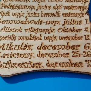 Mikor Naptár, a falidísz. Pediagógusnap, bolondok napja, tűzoltók,orvosok napja? Mind itt van! Ajándék? Ez kell neked! - otthon & életmód - dekoráció - fali és függő dekoráció - falinaptár & öröknaptár - Meska.hu