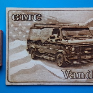 GMC VANDURA (zászló háttérrel), amerikai autós találkozó résztvevőknek. Veterán őrülteknek. Fém tábla hangulattal. - otthon & életmód - dekoráció - kép & falikép - fából készült kép - Meska.hu