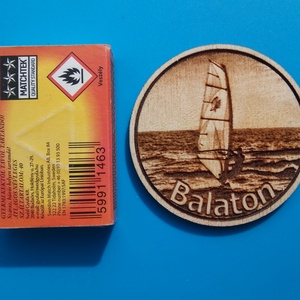 Velence, Balaton, Siófok, Agárd, Keszthely, Szemes, Tiszató, balatonboglár, stb. mintás hűtőmágnes. - otthon & életmód - konyhafelszerelés, tálalás - konyhai dekoráció - hűtőmágnes - Meska.hu