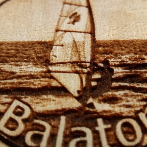 Velence, Balaton, Siófok, Agárd, Keszthely, Szemes, Tiszató, balatonboglár, stb. mintás hűtőmágnes. - otthon & életmód - konyhafelszerelés, tálalás - konyhai dekoráció - hűtőmágnes - Meska.hu