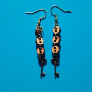 Kulcsos fülbevaló. (dugóaljú) Láncos. , Esküvő, Ékszer, Fülbevaló, Ékszerkészítés, MESKA