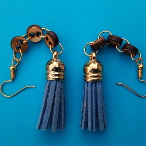 Bojtos fülbevaló. (kékmübőr) Láncos.  - esküvő - ékszer - fülbevaló - Meska.hu