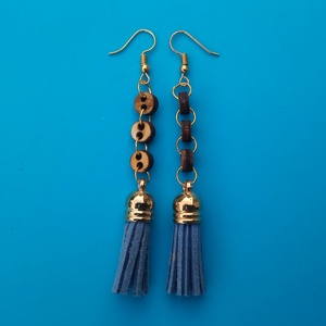 Bojtos fülbevaló. (kékmübőr) Láncos. , Esküvő, Ékszer, Fülbevaló, Ékszerkészítés, MESKA