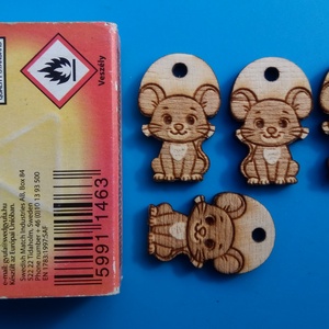 Egérkés cipőfűződísz. Egér mintás bokalánc, karlánc, nyaklánc alapanyag. - ékszer - lábdísz és testékszer - lábgyűrű és lábdísz - Meska.hu