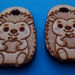 Sünis cipőfűződísz. Süni, sündisznó mintás dísz. - táska & tok - kulcstartó & táskadísz - kulcstartó - Meska.hu