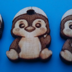 Pingvines cipőfűződísz. Egyedi ajándék. Pingvin dísz cipőre. Cipő disz. - ékszer - lábdísz és testékszer - lábgyűrű és lábdísz - Meska.hu