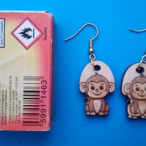 Gravírozott, kivágott majmos fülbevaló. Majom mintás füldísz. - esküvő - ékszer - fülbevaló - Meska.hu