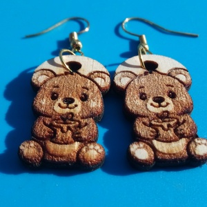 Gravírozott, kivágott macis ( medvés ) fülbevaló. Maci, medve mintával készült füldísz., Esküvő, Ékszer, Fülbevaló, Ékszerkészítés, MESKA