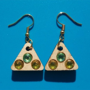 Zöld, sárga strasszos buli fülbevaló Karácsonyra, szilveszterre, mikulásra, vidám házibuliba, koncertre vagy ajándékba., Esküvő, Ékszer, Fülbevaló, Ékszerkészítés, Gravírozás, pirográfia, MESKA