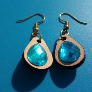 Kék csepp strasszos buli fülbevaló Karácsonyra, szilveszterre, mikulásra, vidám házibuliba, koncertre vagy ajándékba., Esküvő, Ékszer, Fülbevaló, Ékszerkészítés, Gravírozás, pirográfia, MESKA