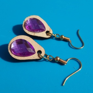 Lila csepp strasszos buli fülbevaló Karácsonyra, szilveszterre, mikulásra, vidám házibuliba, koncertre vagy ajándékba. - esküvő - ékszer - fülbevaló - Meska.hu