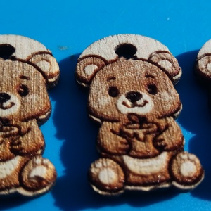 Macis cipőfűződísz. Medvés, maci, medve mintás dísz. Karlánc, bokalánc alapanyag. - ékszer - lábdísz és testékszer - lábgyűrű és lábdísz - Meska.hu