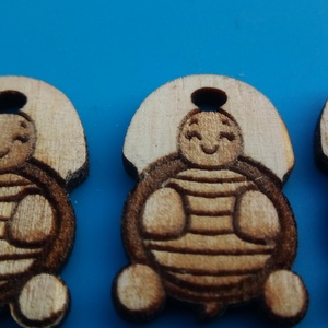 Teknősös cipőfűződísz. Teknőcös, teknős, teknőc mintás dísz. Teknőssel, teknőccel készült karlánc, bokalánc alapanyag. - ékszer - lábdísz és testékszer - lábgyűrű és lábdísz - Meska.hu