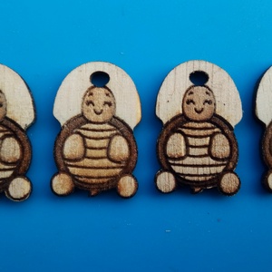 Teknősös cipőfűződísz. Teknőcös, teknős, teknőc mintás dísz. Teknőssel, teknőccel készült karlánc, bokalánc alapanyag. - ékszer - lábdísz és testékszer - lábgyűrű és lábdísz - Meska.hu