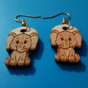 Elefánt fülbevaló. Elafántos füldísz elafánttal Kiváló ajándék lánynak, vidám hölgynek nőnek szilveszterre vagy bármikor - esküvő - ékszer - fülbevaló - Meska.hu