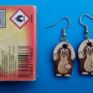 Vakond fülbevaló. Vakondos füldísz vakonddal. Kiváló ajándék lánynak, vidám hölgynek, nőnek szilveszterre vagy bármikor. - esküvő - ékszer - fülbevaló - Meska.hu