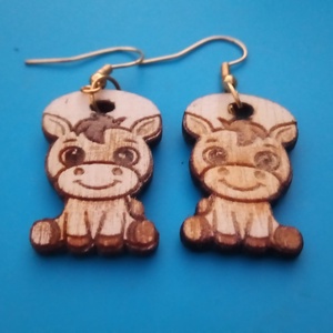 Ló, lovacska fülbevaló. Lovas füldísz lóval. Kiváló ajándék lánynak, vidám hölgynek, nőnek szilveszterre vagy bármikor. - esküvő - ékszer - fülbevaló - Meska.hu