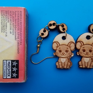 Láncos Egér fülbevaló. Egeres füldísz, egérrel. Kiváló ajándék lánynak, vidám hölgynek, nőnek szilveszterre. - esküvő - ékszer - fülbevaló - Meska.hu