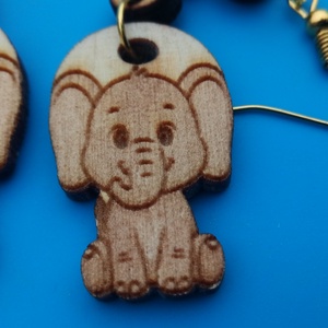 Láncos Elefánt fülbevaló. Elafántos füldísz elafánttal Kiváló ajándék lánynak, vidám hölgynek nőnek szilveszterre. - esküvő - ékszer - fülbevaló - Meska.hu