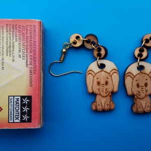 Láncos Elefánt fülbevaló. Elafántos füldísz elafánttal Kiváló ajándék lánynak, vidám hölgynek nőnek szilveszterre. - esküvő - ékszer - fülbevaló - Meska.hu