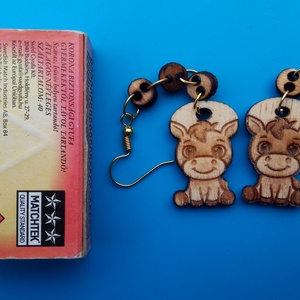 Láncos Ló, lovacska fülbevaló. Lovas füldísz lóval. Kiváló ajándék lánynak, vidám hölgynek, nőnek szilveszterre. - esküvő - ékszer - fülbevaló - Meska.hu