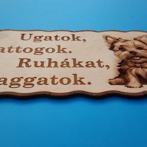 Humoros(nak szánt) kutyatábla. Pattogó kutyus.  Vigyázz a kutya harap helyett.  - otthon & életmód - dekoráció - kép & falikép - táblakép - Meska.hu