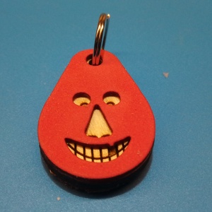 Piros, Vidám Busó kulcstartó. Gumírozott felület, gravírozott alappal. Vidámaknak jár, búsulóknak vidító ajándék. - táska & tok - kulcstartó & táskadísz - kulcstartó - Meska.hu