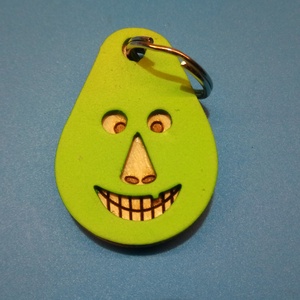 Zöld, Vidám Busó kulcstartó. Gumírozott felület, gravírozott alappal. Vidámaknak jár, búsulóknak vidító ajándék. - táska & tok - kulcstartó & táskadísz - kulcstartó - Meska.hu