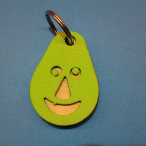 Zöld, Nevető kulcstartó. Vidám gyerekeknek, vicces felnőtteknek, humoros öregeknek vagy szomorúaknak ajándékba. , Táska & Tok, Kulcstartó & Táskadísz, Kulcstartó, Ékszerkészítés, Gravírozás, pirográfia, MESKA
