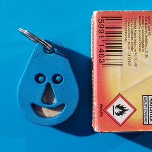 Kék, Nevető kulcstartó Vidám gyerekeknek vicces felnőtteknek, humoros öregeknek vagy szomorúaknak ajándékba.  - táska & tok - kulcstartó & táskadísz - kulcstartó - Meska.hu