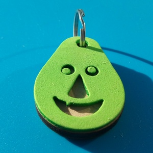 Zöld, Nevető kulcstartó. Vidám gyerekeknek, vicces felnőtteknek, humoros öregeknek vagy szomorúaknak ajándékba.  - táska & tok - kulcstartó & táskadísz - kulcstartó - Meska.hu