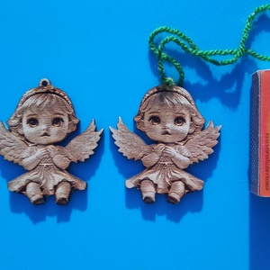 Angyal lányka gravírozott karácsonyfadísz. vagy visszapillantóra, hátizsákra, táskára, gyerekszobába szekrényajtóra. - karácsony - karácsonyi lakásdekoráció - karácsonyfadíszek - Meska.hu