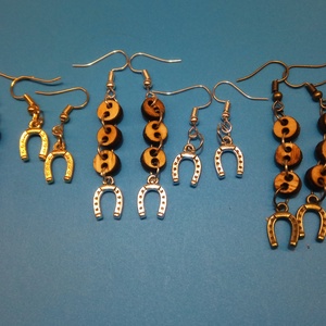 Szerencsepatkós fülbevaló. Szerencsehozó füldísz. Szerencsés ajándék. Arany, ezüst, bronz. Szilveszterre, karácsonyra., Esküvő, Ékszer, Fülbevaló, Gravírozás, pirográfia, MESKA